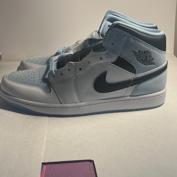 Jordan 1 ice blue - Picture 4 of 5